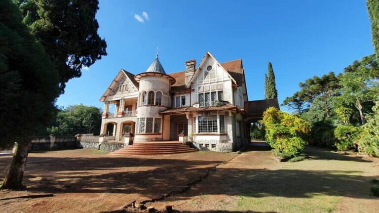 Castelo de Marilândia do Sul é colocado à venda por R$ 5 milhões