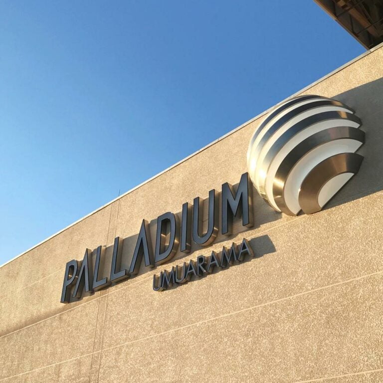 Vagas de emprego no Shopping Palladium vão aumentar nos próximos dias e devem chegar a 2 mil