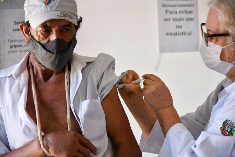 Umuarama: 5,2 mil pessoas tomaram as duas doses da vacina contra a Covid