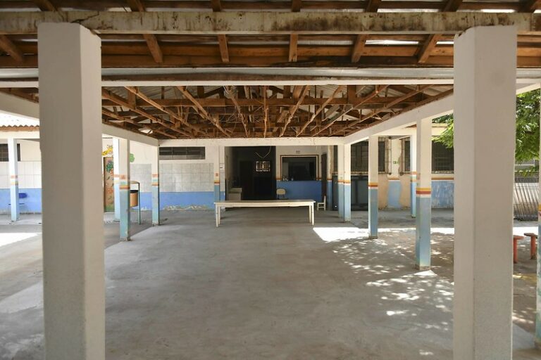 Prefeitura realizará nova licitação para concluir reforma de escola em Santa Eliza