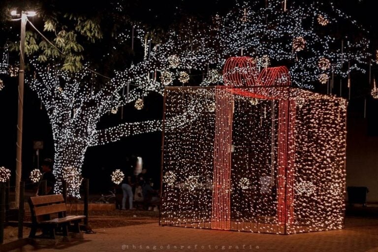 Pérola abre nesta quinta o Natal de Sentimentos com a chegada do Papai Noel
