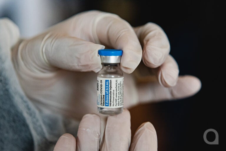 Regional de Saúde de Umuarama recebe 6 mil doses de vacina da Janssen