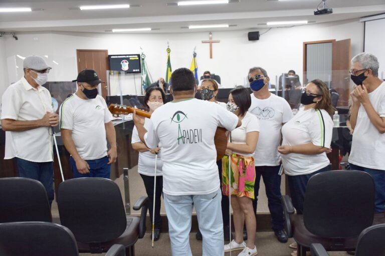 Na última sessão do ano, vereadores elegem comissão do recesso parlamentar