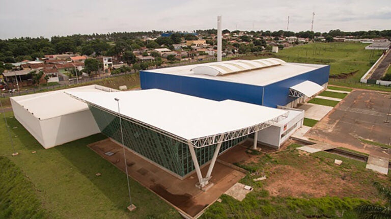 Centro de Eventos de Umuarama é vergonha cravada na testa do contribuinte