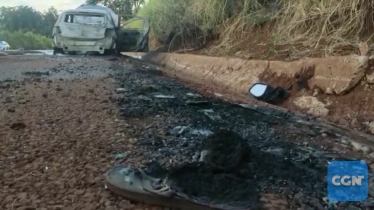 Corpo carbonizado é encontrado dentro de veículo incendiado na BR-163