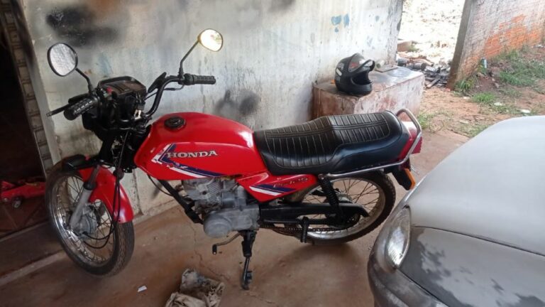 Polícia Militar apreende moto com adulterações em Ivaté e prende um homem