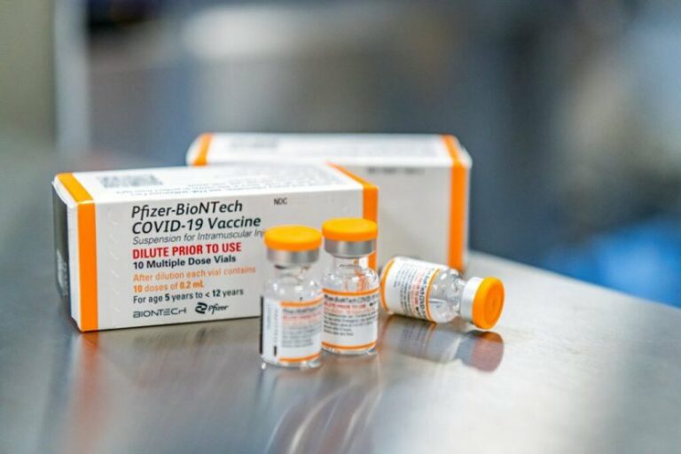 Anvisa autoriza vacina da Pfizer contra covid em crianças de 5 a 11 anos