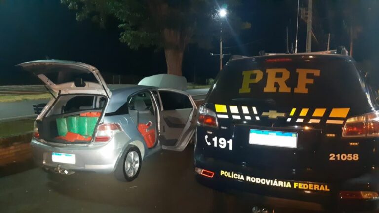 Após perseguição na BR-163, PRF apreende veículo carregado com 300 quilos de maconha