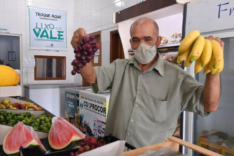 Umuarama: Famílias precisam atualizar o cadastro no Programa Lixo que Vale