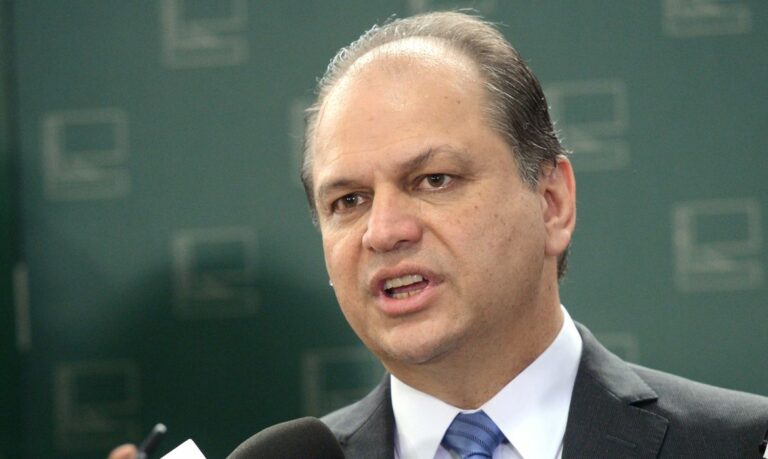 Líder do governo Bolsonaro na Câmara, Ricardo Barros se reúne com lideranças de Umuarama nesta quarta