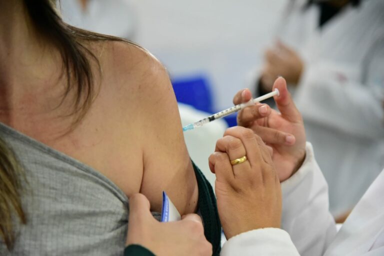 Confira como será a vacinação contra a Covid nesta quinta-feira em Umuarama