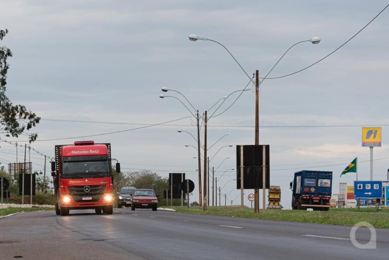 Caminhoneiros e transportadores podem atuar como MEI e ter benefícios