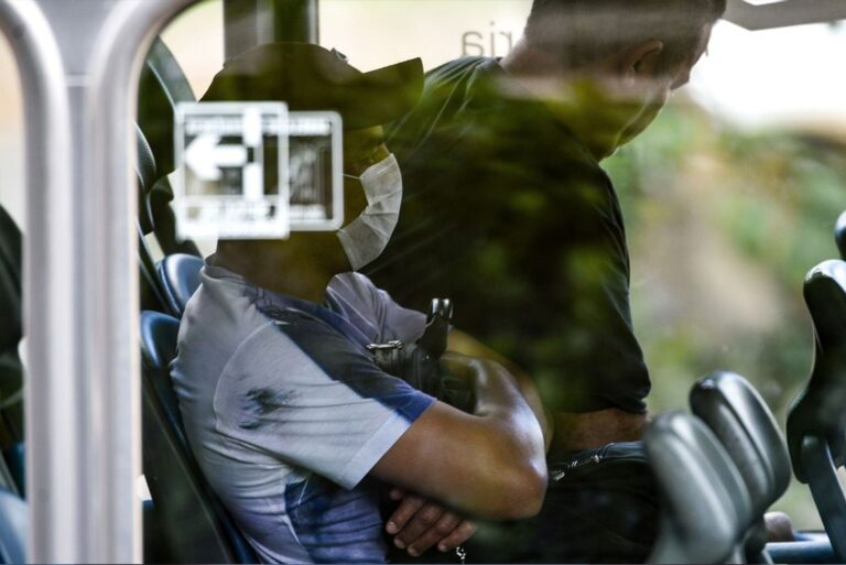 Secretaria da Saúde confirma 12.690 novos casos e 8 mortes pela Covid no Paraná