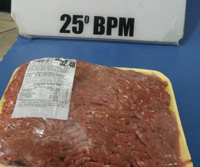 Homem de 42 anos é preso acusado de furtar carne em mercado de Umuarama