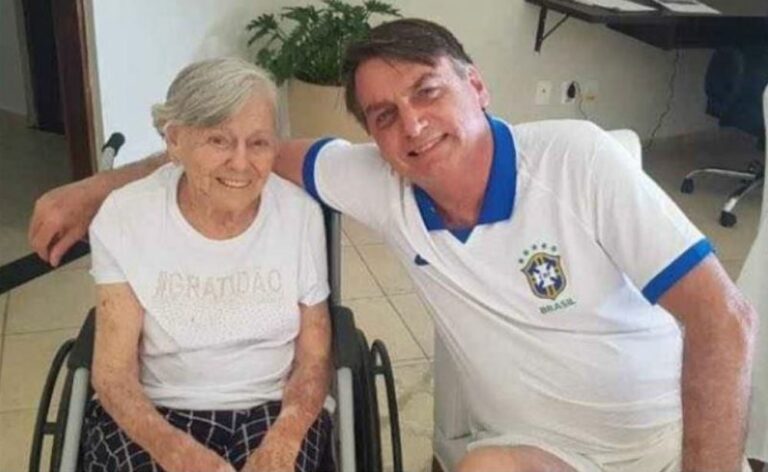Mãe do presidente Jair Bolsonaro morre aos 94 anos