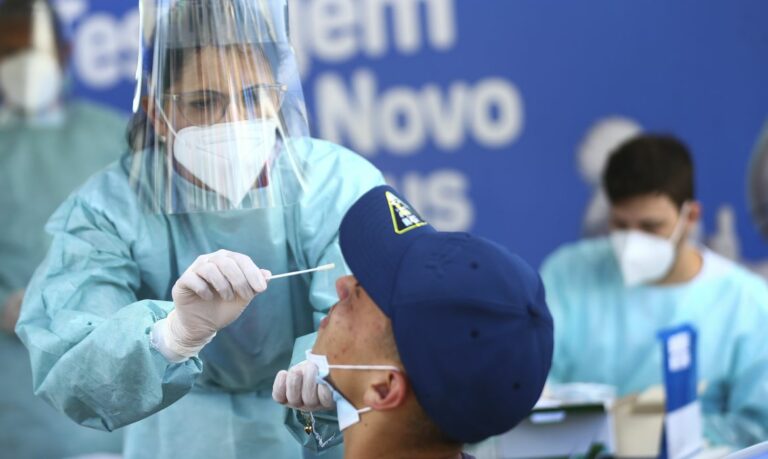 Gripe ou Covid-19? Saiba diferenciar os sintomas e como agir em cada caso