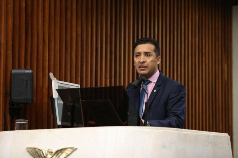 Deputado Soldado Adriano pede implantação de base do Samu em Iporã