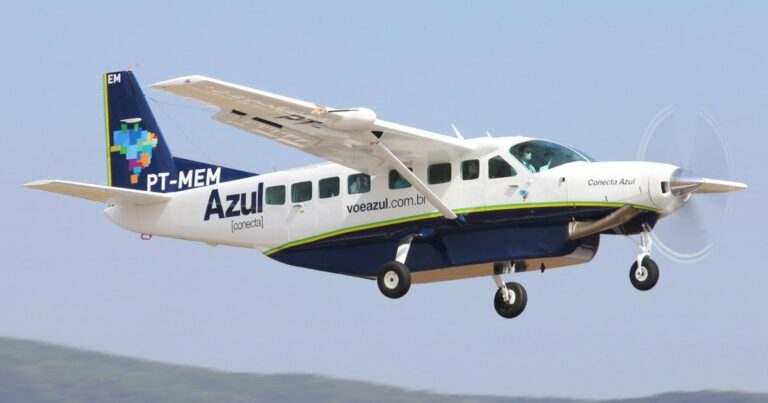 Azul tem voos promocionais de Cianorte a Curitiba por R$ 160