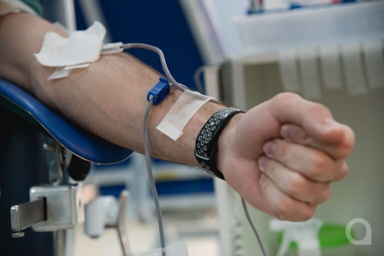 Com níveis baixíssimos de bolsas, Hemonúcleo de Umuarama pede doações de sangue