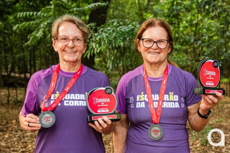 No auge dos 71 anos, Alice e Mercedes se destacam na corrida de rua em Umuarama