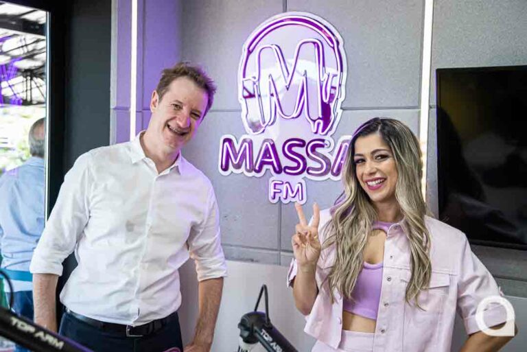 Rede Massa FM inaugura novo estúdio e abre sua programação em Umuarama