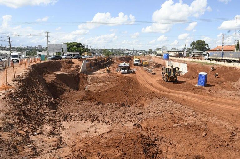 Duplicação de trecho da PR-323 em Umuarama deve ser concluída em setembro