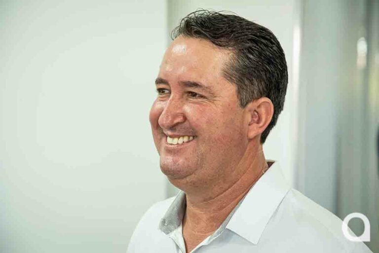 Pimentel vai a Curitiba receber recursos para Atenção Primária em Saúde