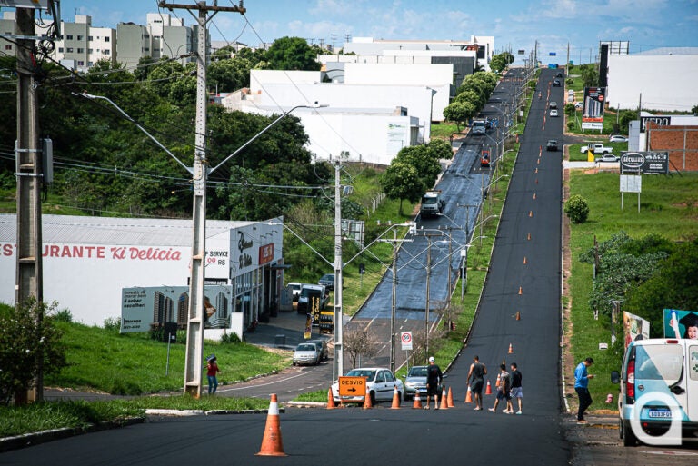 Previsão de término de recapeamento na avenida Paraná será nesta semana