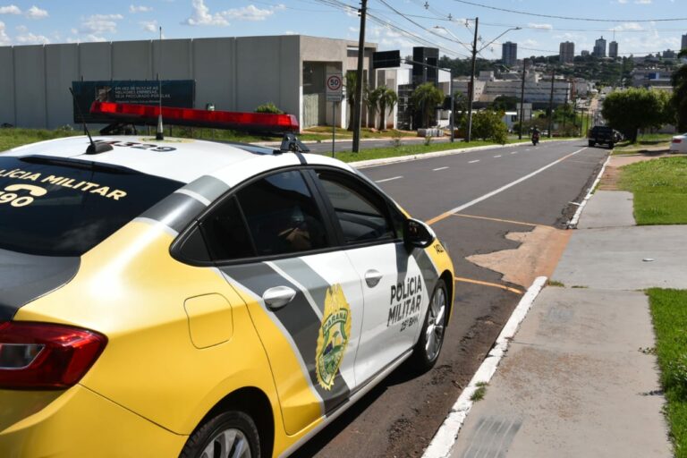 Pedestre idosa é vítima de roubo em Umuarama e bandido leva R$ 520