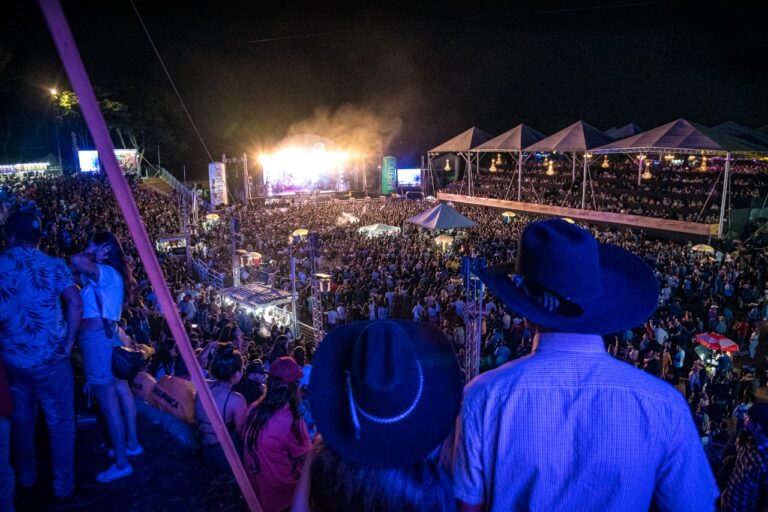 Sociedade Rural confirma recorde histórico de público na Expo Umuarama 2022