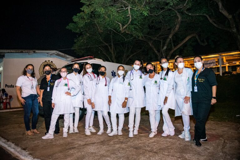Alunos do técnico de Enfermagem do Senac atenderam centenas de pessoas na Expo Umuarama
