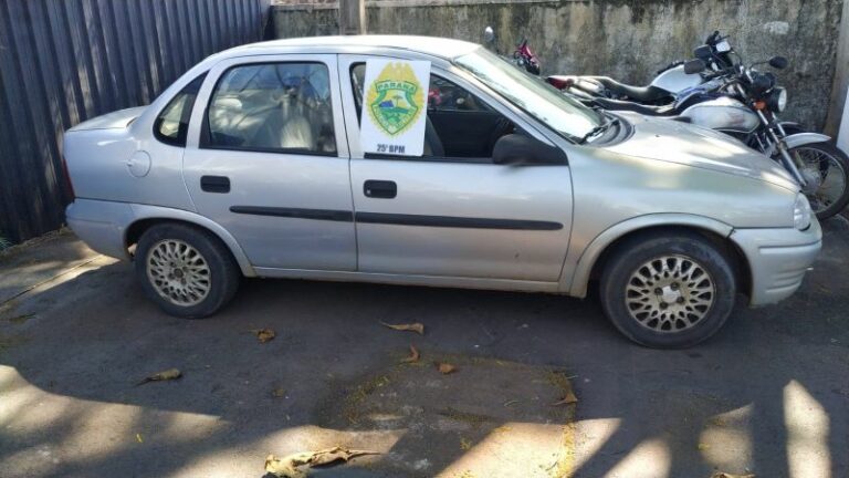 Polícia Militar recupera veículo que havia sido furtado em Umuarama