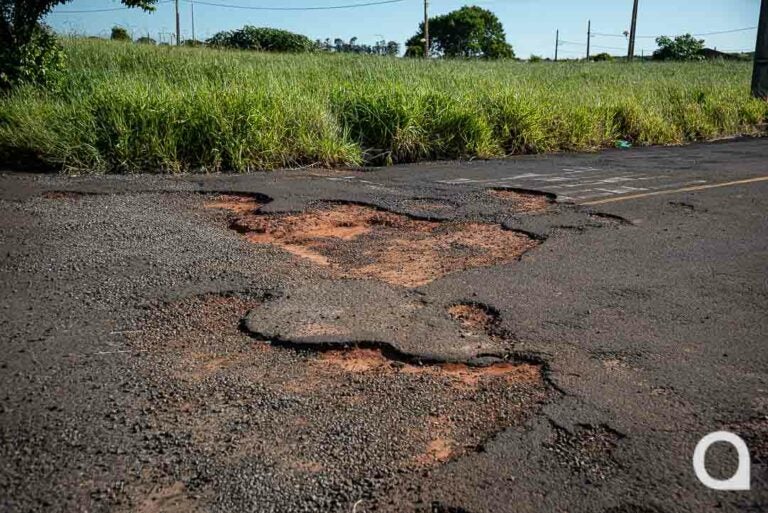 Moradores do Parque Residencial Belo Horizonte reclamam do abandono do bairro