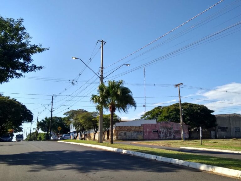 Bandidos arrombam casa em Maria Helena e levam joias, R$ 7 mil e uma televisão