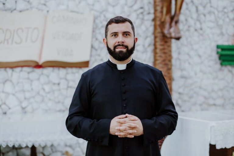 Padre que atuou em Umuarama será empossado na paróquia de Brasilândia