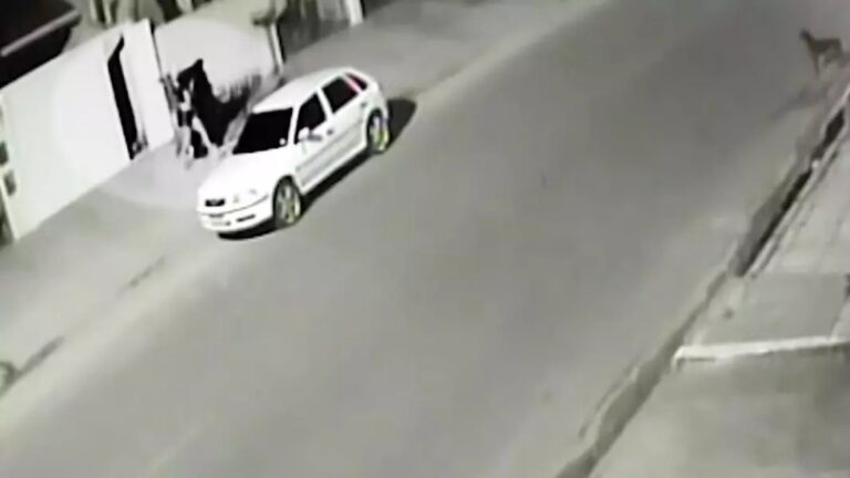 Vídeo mostra momento em que mulher é sequestrada por bandidos no Paraná