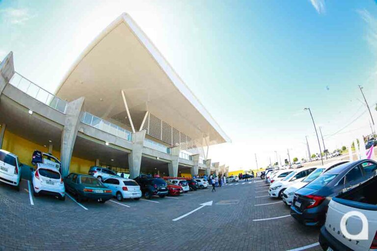 Homem de 30 anos com mandado de prisão é localizado no terminal rodoviário de Umuarama