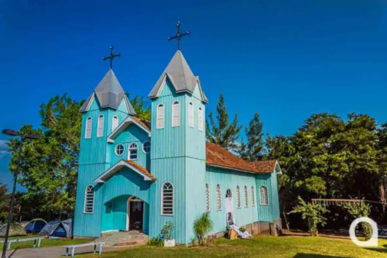 Capela de Cafeeiros.