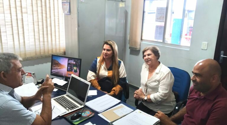 Expresso Maringá promete rever horário do transporte entre Cruzeiro e Umuarama