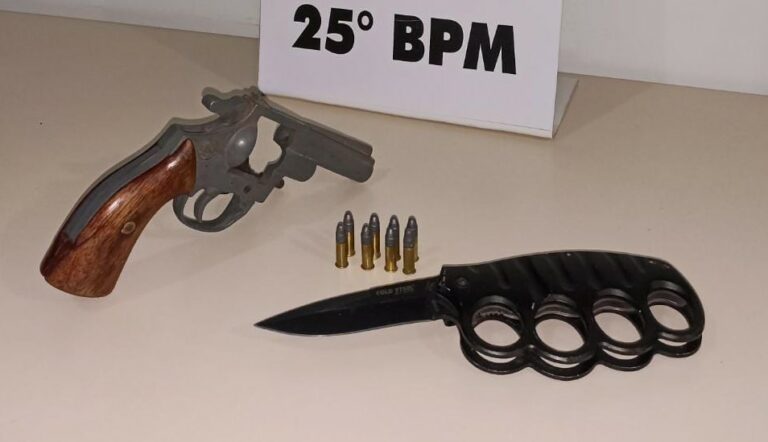Após denúncias, PM prende homem armado com revólver em bar de Altônia