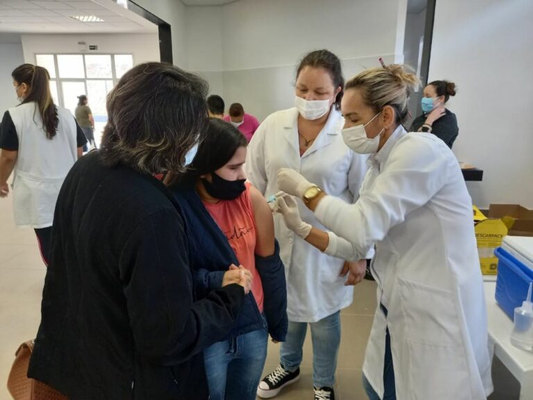 Umuarama tem vacinação contra a Covid-19 para crianças e adolescentes neste sábado
