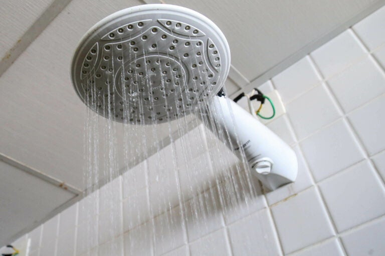 Copel orienta sobre como economizar energia nos dias mais frios