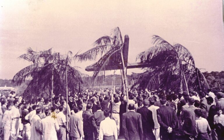 Domingo, 26 de junho de 1955: no gelado clarão da mata, nascia a Capital da Amizade