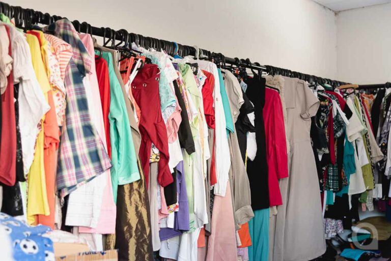 Igreja de Umuarama realiza bazar neste sábado com renda revertida para projeto social
