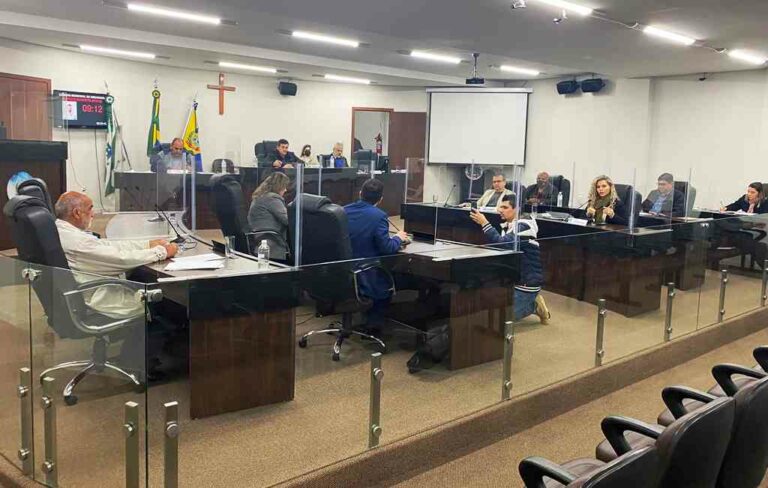 Vereadores aprovam implantação de pedalinhos e caiaques nos lagos e doação de terreno para o BPFron