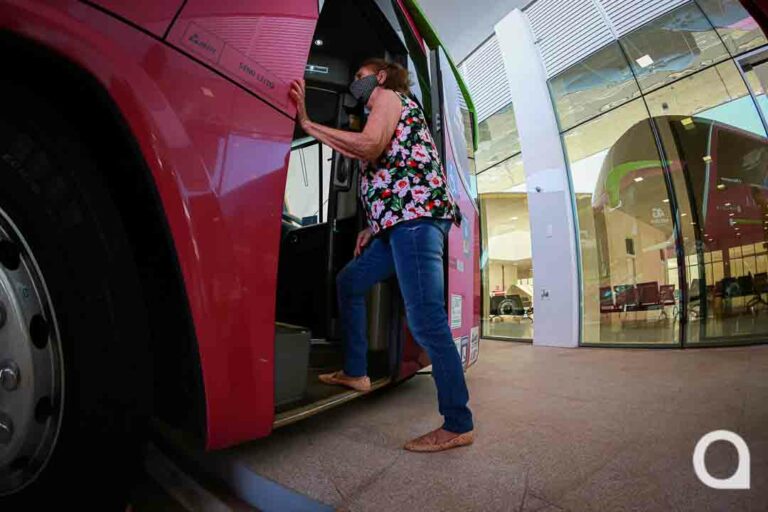 Passagem de ônibus intermunicipal ficará mais cara a partir desta semana, segundo DER PR