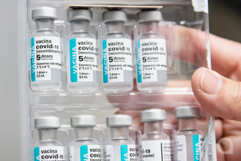 Regional de Saúde de Umuarama recebe mais 5.586 doses de vacina contra a Covid