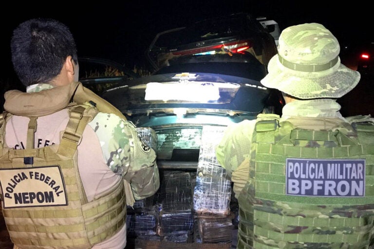 BPFron e PF fazem apreensão milionária de maconha em Francisco Alves: 1.103 kg