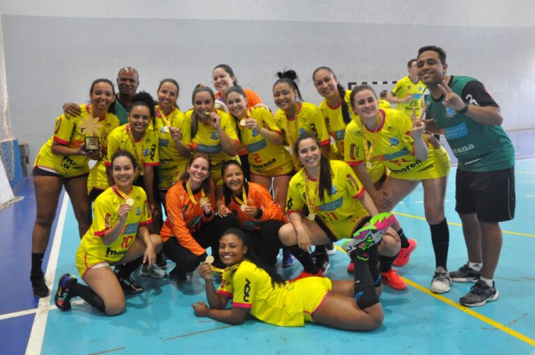 Umuarama vence Cruzeiro do Oeste e conquista vaga do handebol feminino nos Jogos Abertos