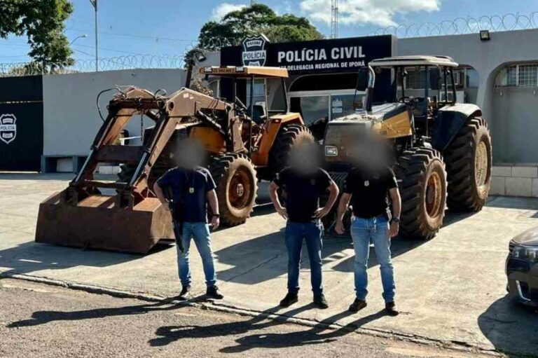 Polícia Civil recupera em Iporã dois tratores furtados na cidade de Altônia
